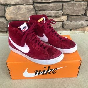 Nike Blazer mid 77’ deep red suede size 10.5